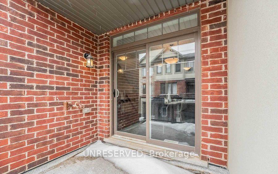 Photo 2 of 3 Ritchie Lane, Hamilton, Ancaster — HOMEH