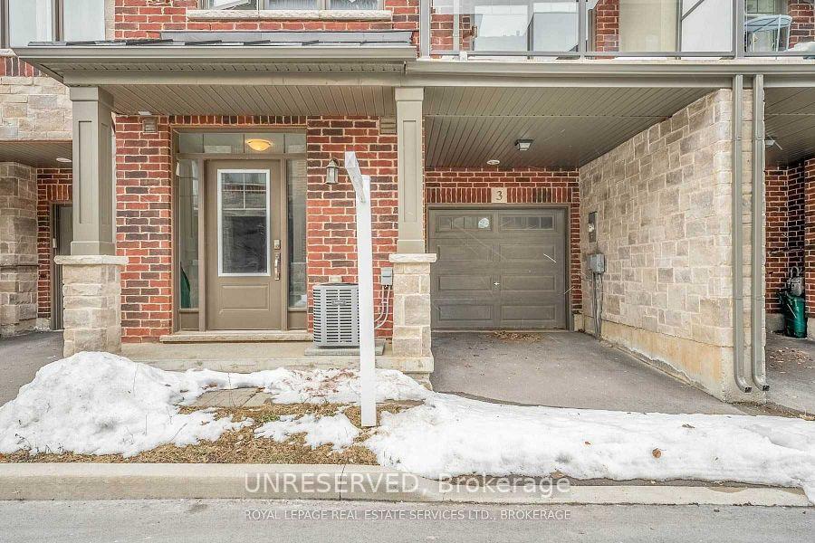 Photo 5 of 3 Ritchie Lane, Hamilton, Ancaster — HOMEH
