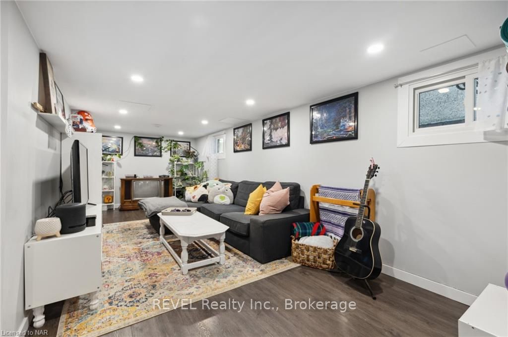 Photo 17 of 110 Beech Street, St. Catharines, Downtown — HOMEH
