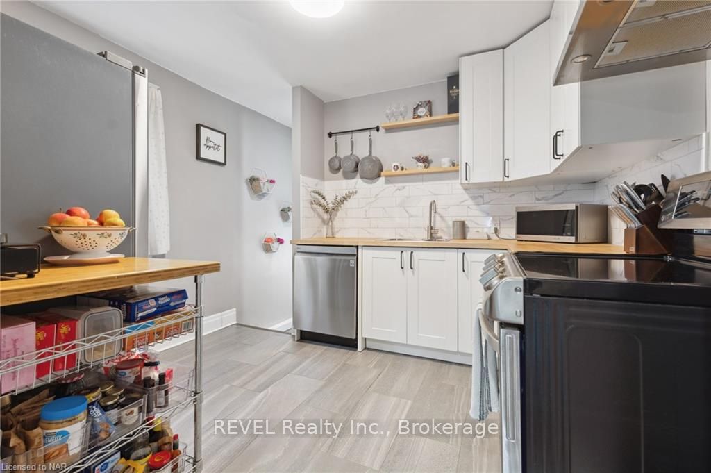 Photo 8 of 110 Beech Street, St. Catharines, Downtown — HOMEH
