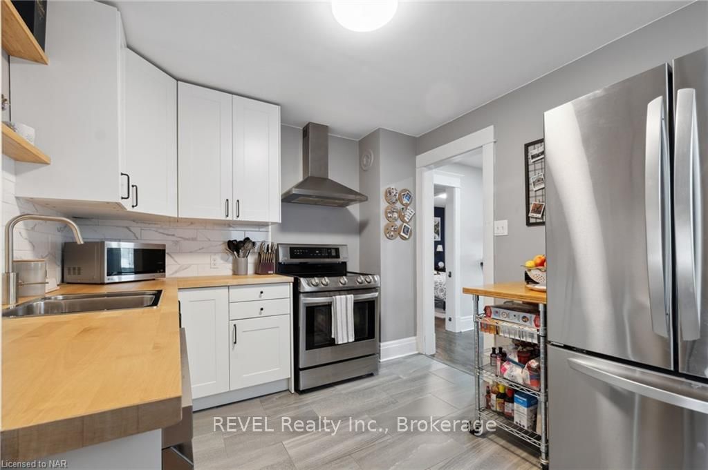 Photo 9 of 110 Beech Street, St. Catharines, Downtown — HOMEH