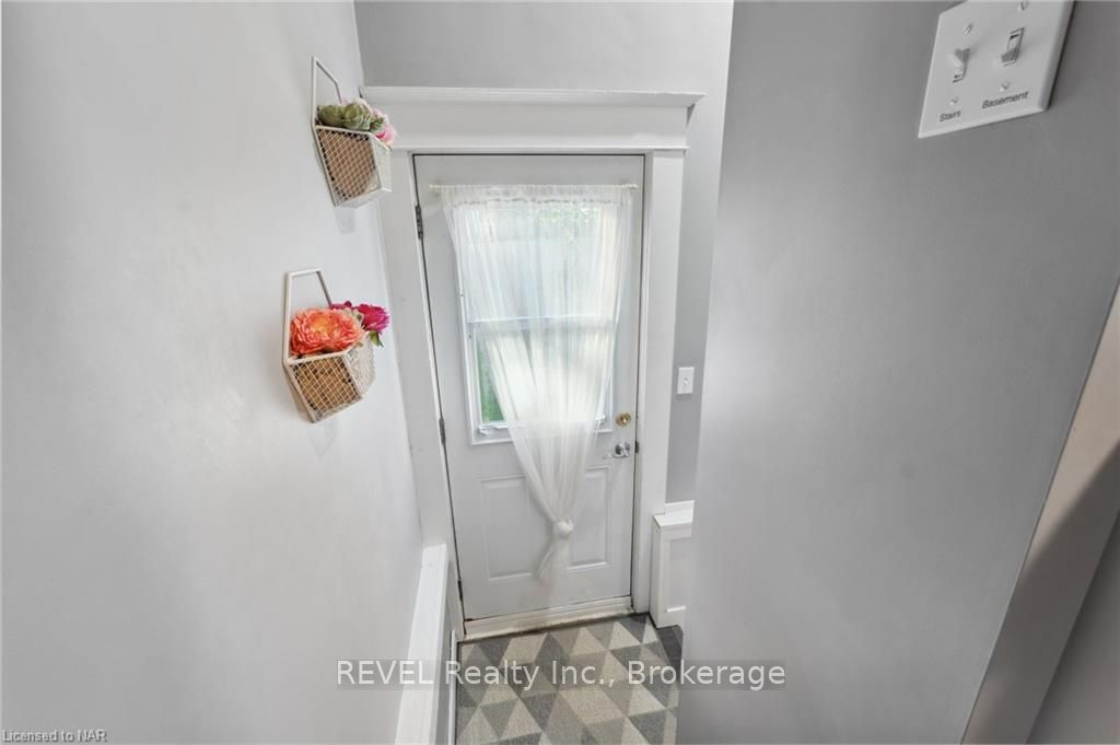 Photo 15 of 110 Beech Street, St. Catharines, Downtown — HOMEH