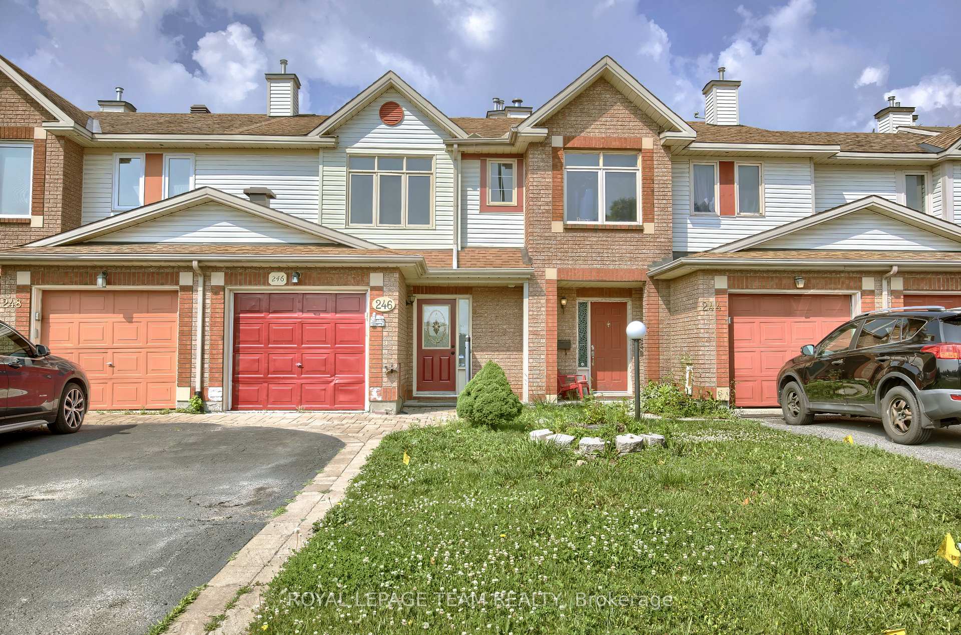 Photo 1 of 246 Beatrice Drive, Ottawa, Barrhaven - Longfields — HOMEH