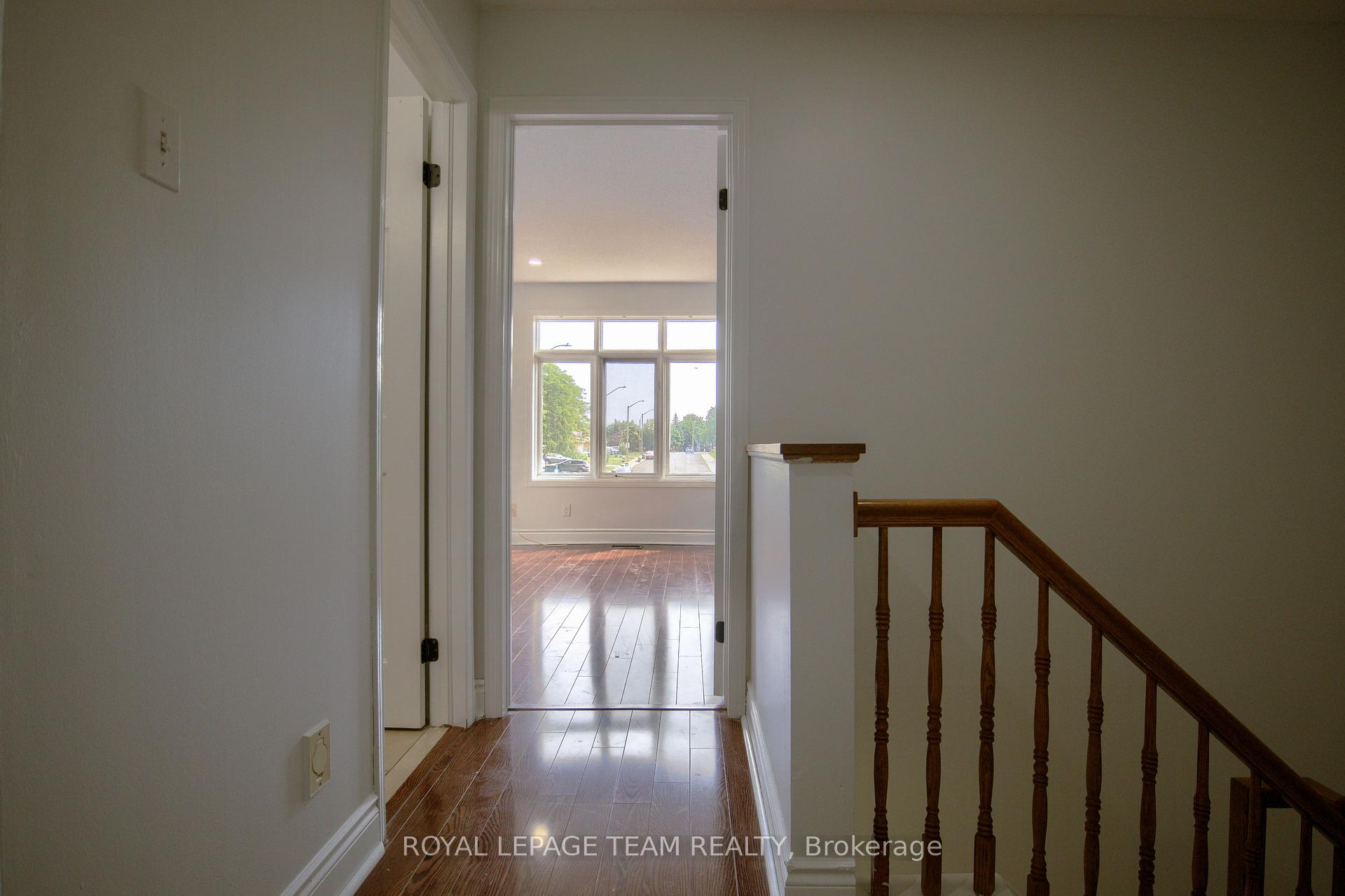 Photo 12 of 246 Beatrice Drive, Ottawa, Barrhaven - Longfields — HOMEH