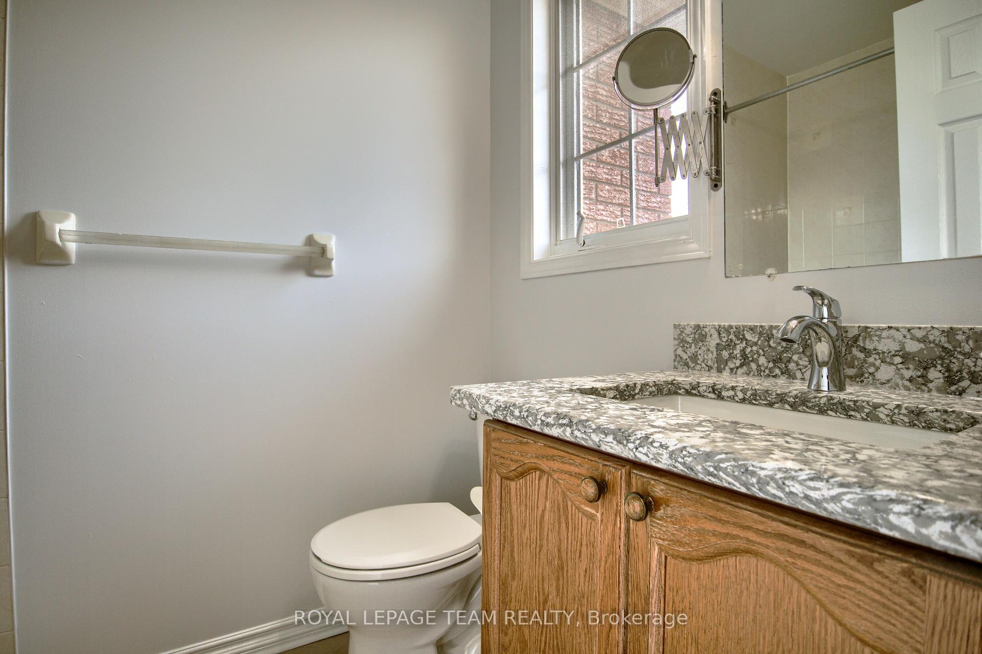 Photo 15 of 246 Beatrice Drive, Ottawa, Barrhaven - Longfields — HOMEH