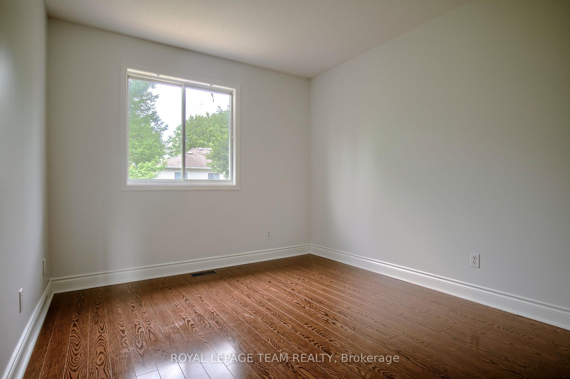 Photo 16 of 246 Beatrice Drive, Ottawa, Barrhaven - Longfields — HOMEH