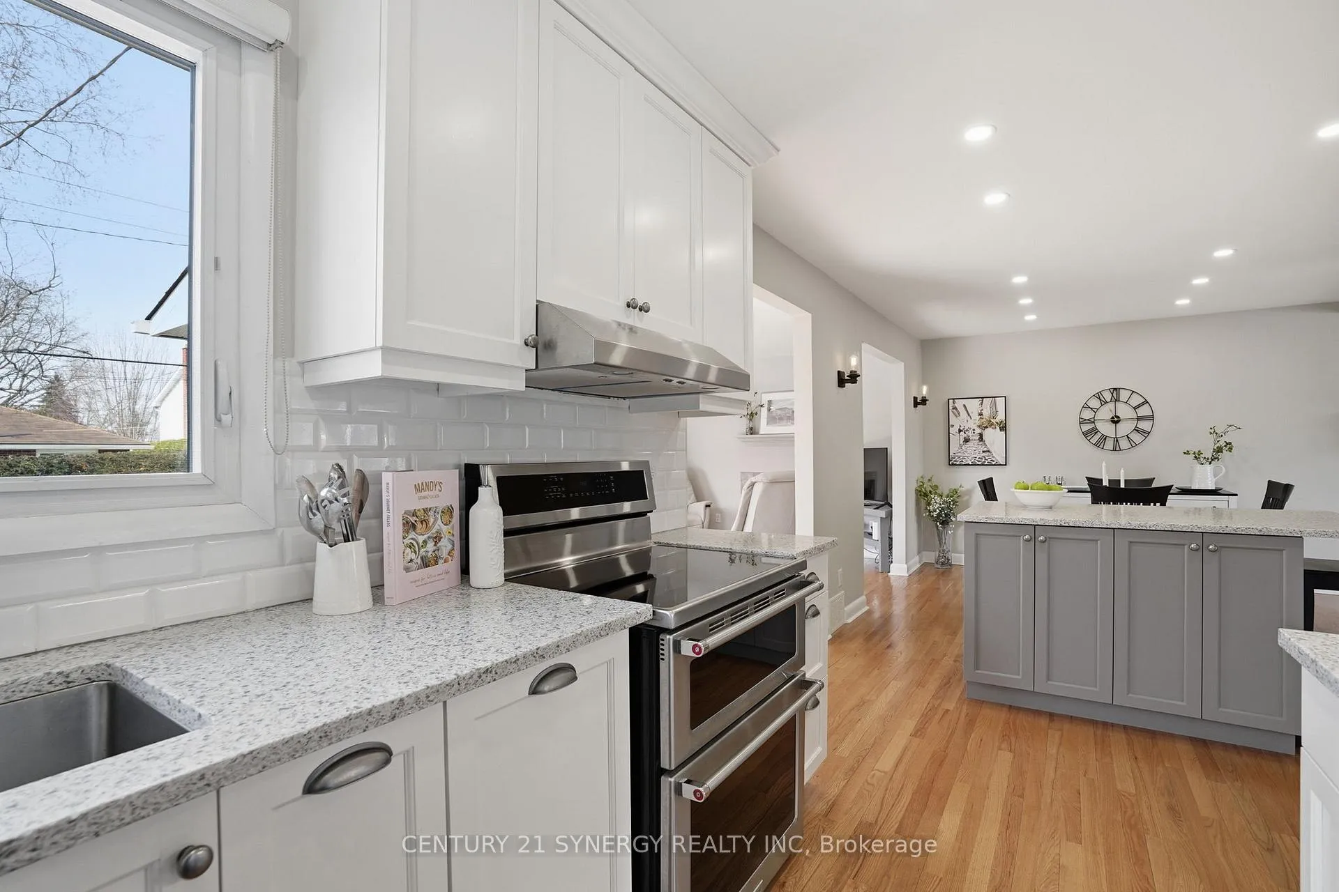 Photo 8 of 1298 Woodside Drive, Ottawa, Copeland Park — HOMEH