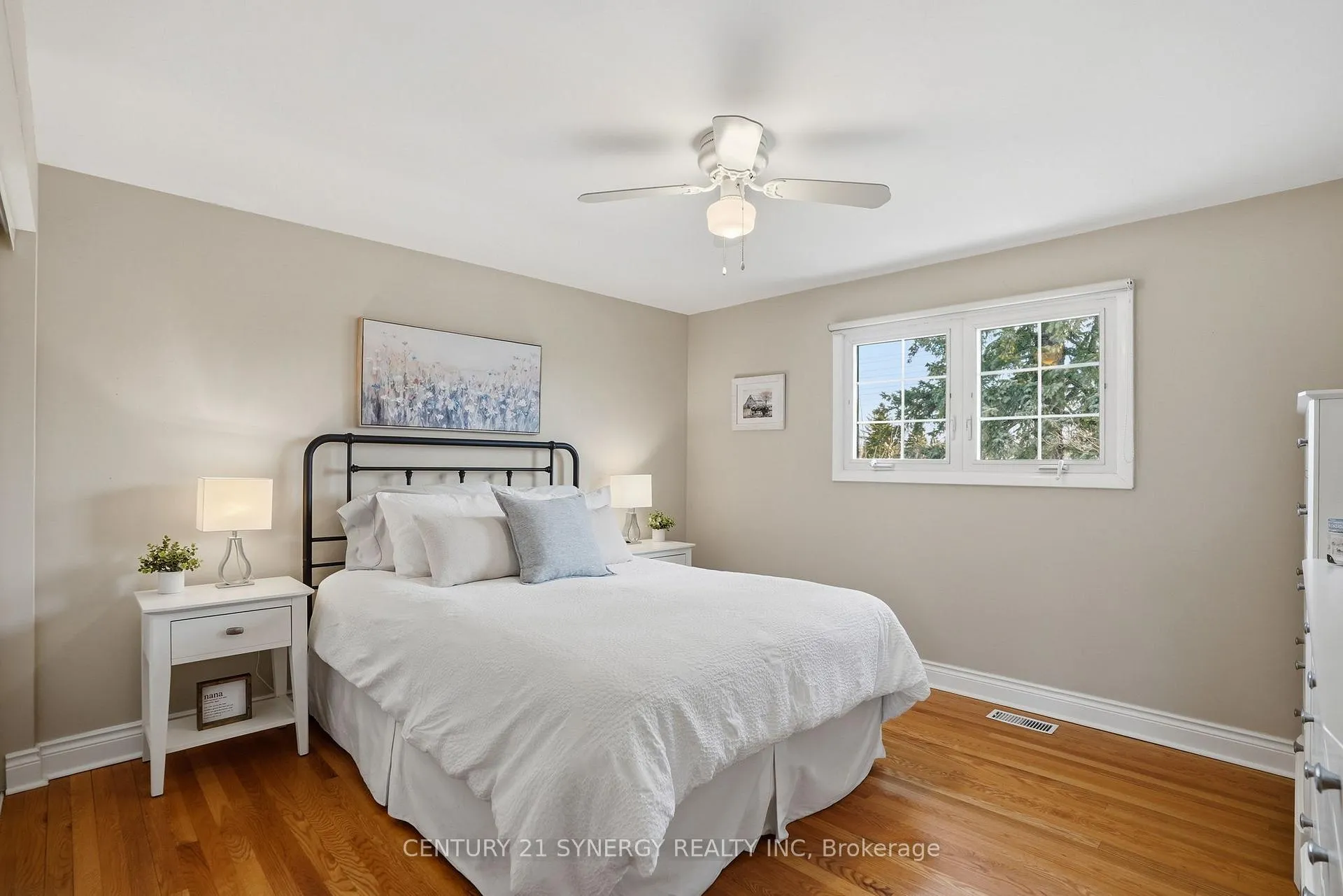 Photo 18 of 1298 Woodside Drive, Ottawa, Copeland Park — HOMEH