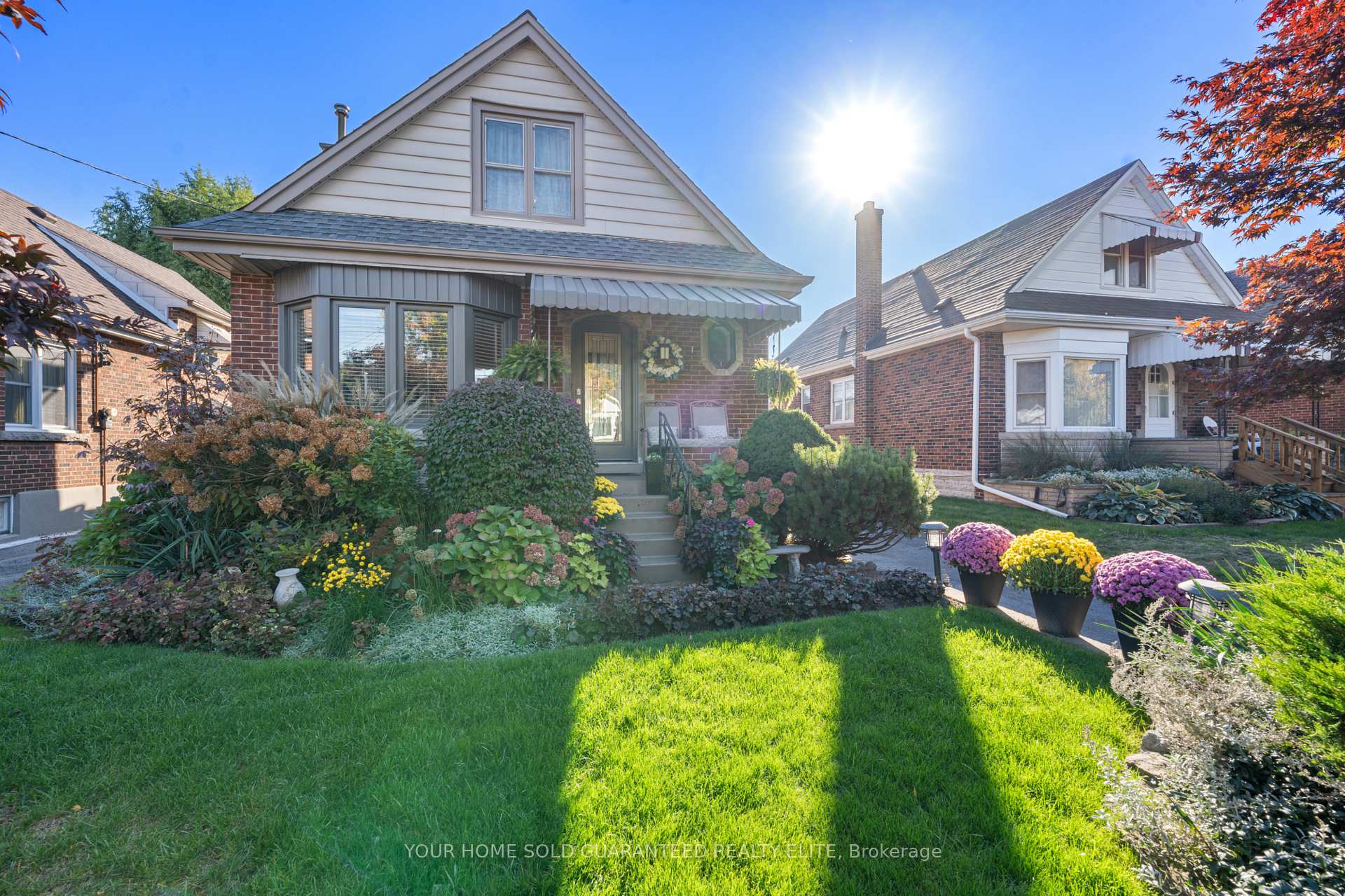 Photo 17 of 49 Crosthwaite Avenue S, Hamilton, Bartonville — HOMEH