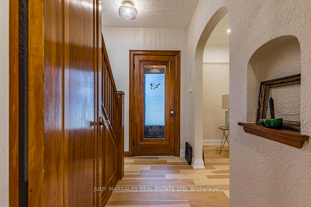 Photo 6 of 23 Sydenham Street, Hamilton, Dundas — HOMEH