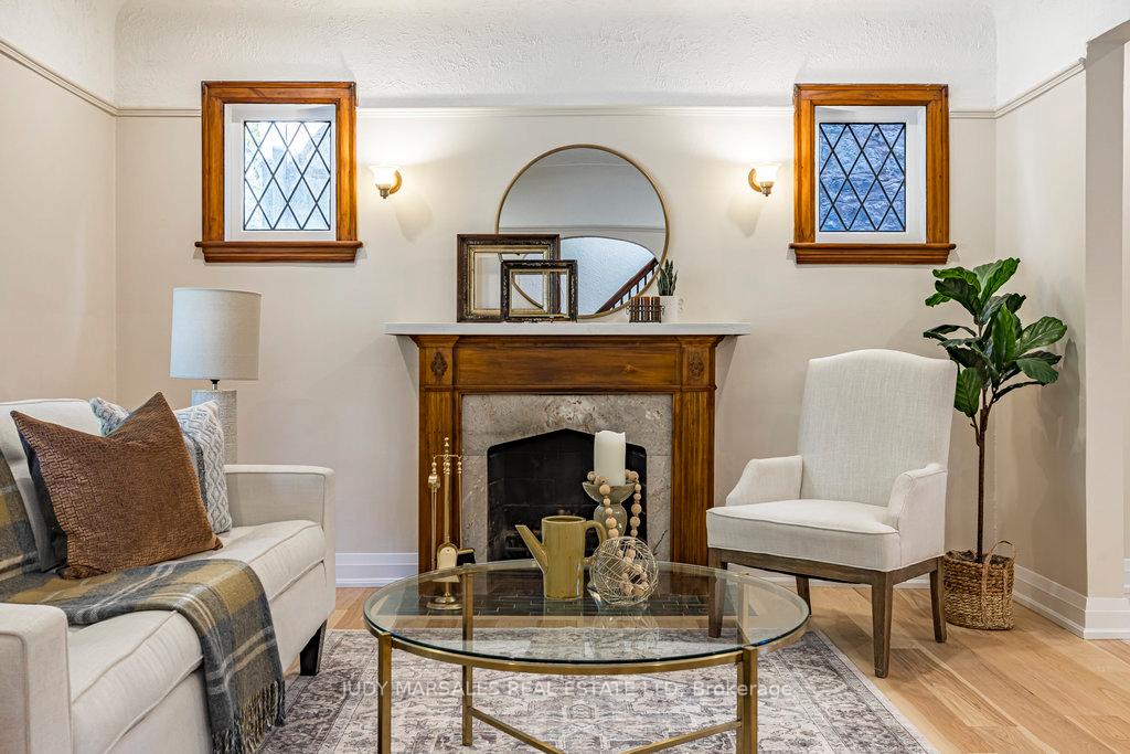 Photo 9 of 23 Sydenham Street, Hamilton, Dundas — HOMEH