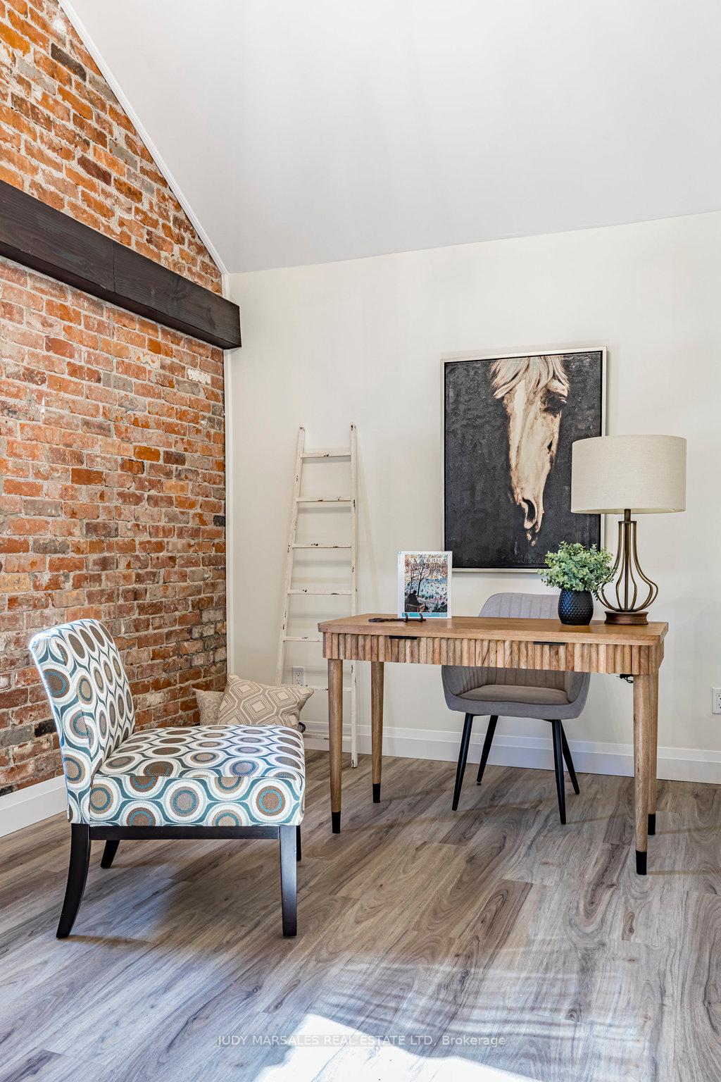 Photo 41 of 23 Sydenham Street, Hamilton, Dundas — HOMEH