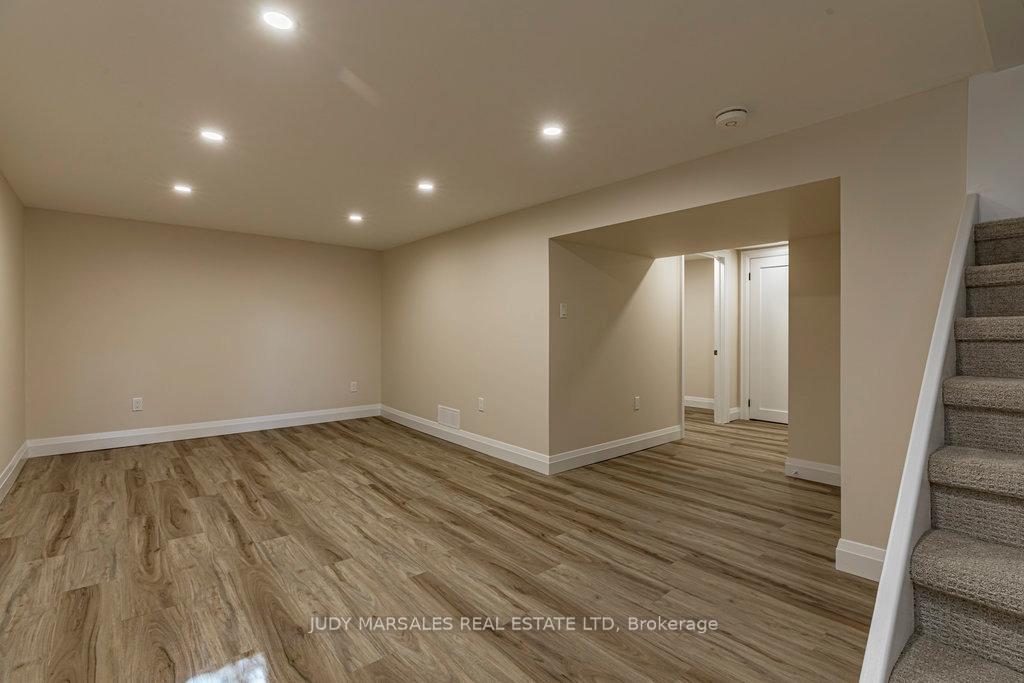 Photo 52 of 23 Sydenham Street, Hamilton, Dundas — HOMEH