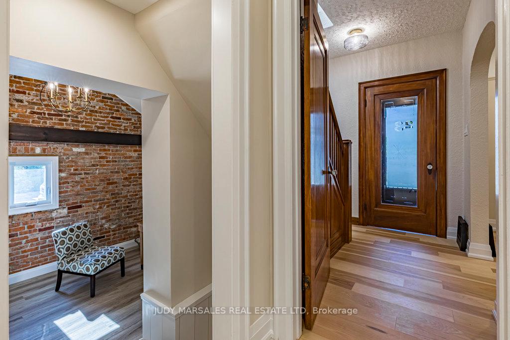 Photo 38 of 23 Sydenham Street, Hamilton, Dundas — HOMEH
