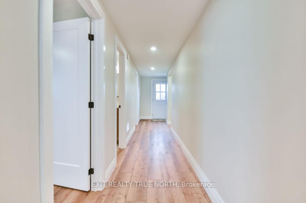 Photo 12 of 245 Letitia Street, Barrie, Letitia Heights — HOMEH