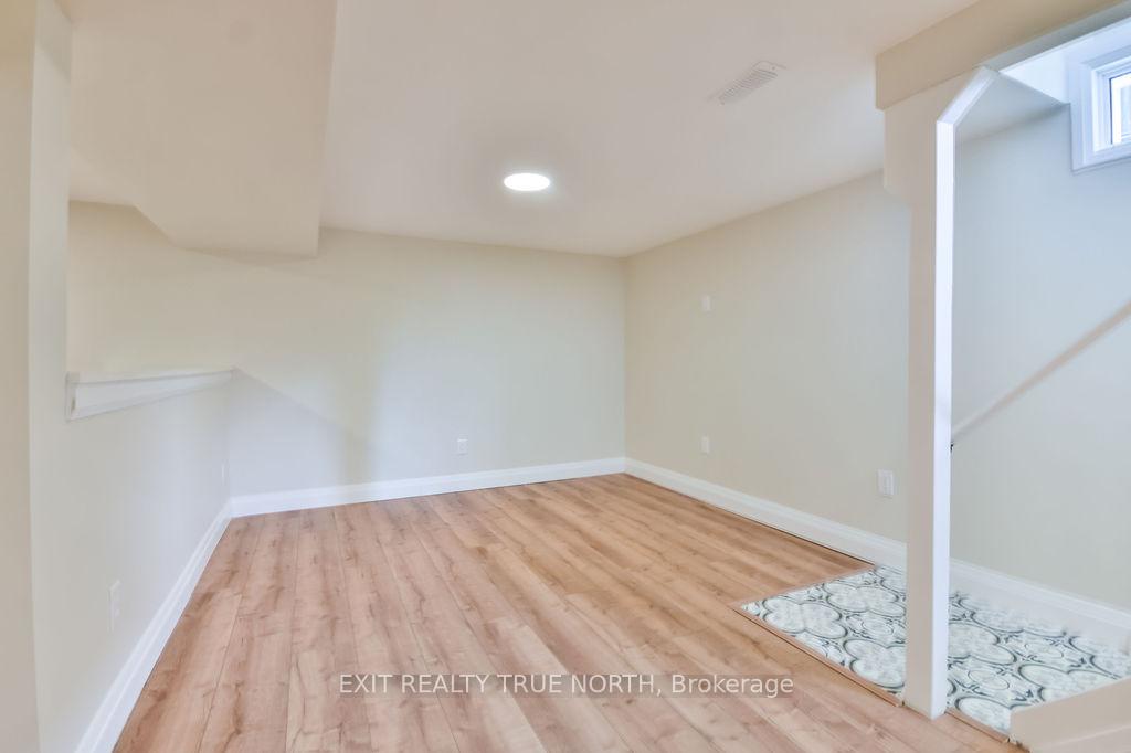 Photo 19 of 245 Letitia Street, Barrie, Letitia Heights — HOMEH