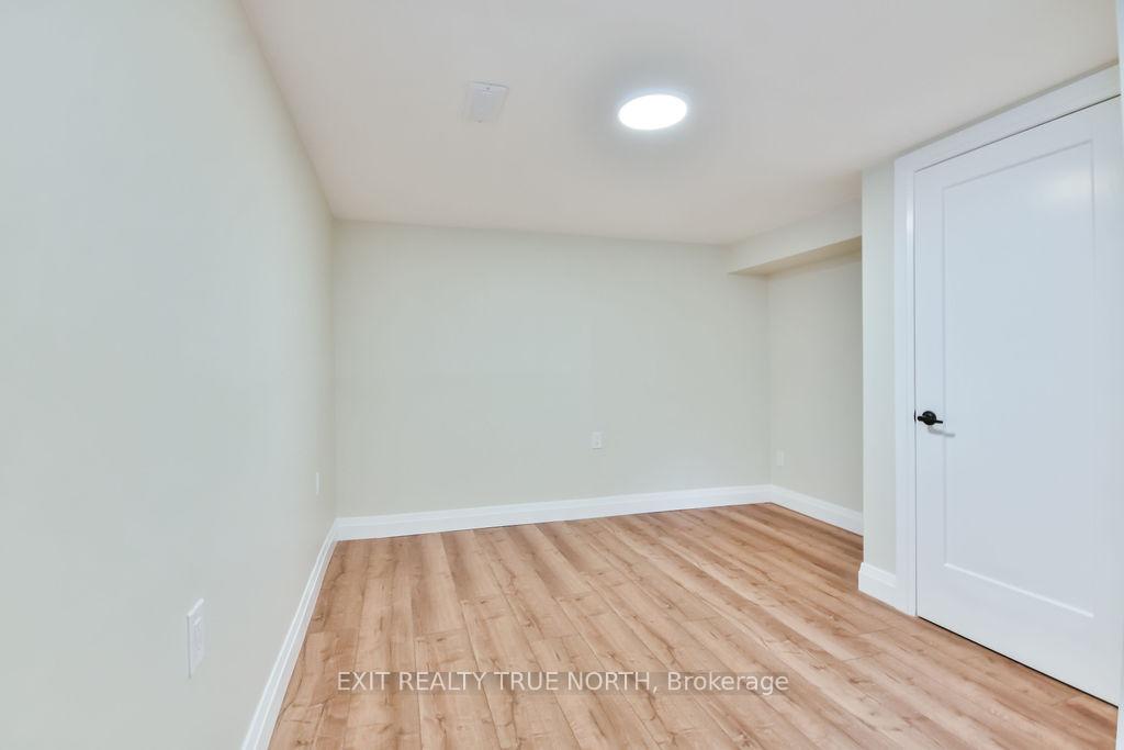 Photo 29 of 245 Letitia Street, Barrie, Letitia Heights — HOMEH