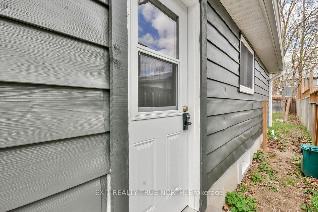 Photo 31 of 245 Letitia Street, Barrie, Letitia Heights — HOMEH