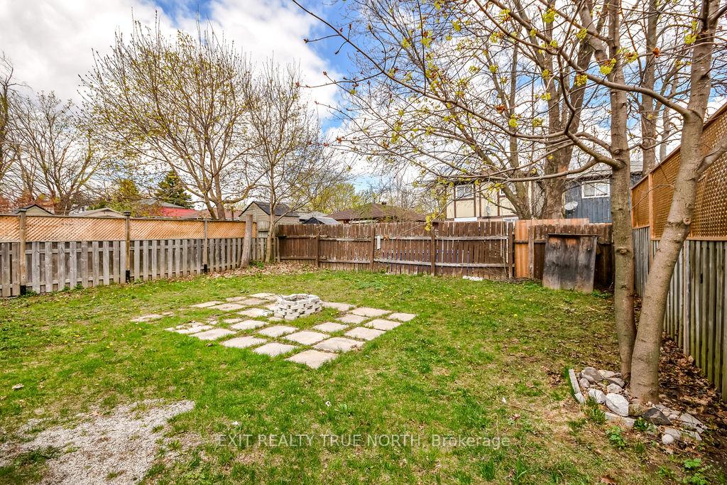 Photo 32 of 245 Letitia Street, Barrie, Letitia Heights — HOMEH