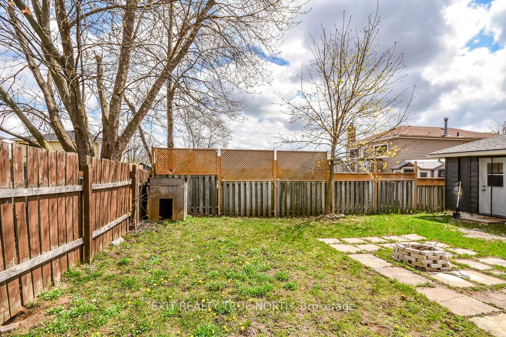 Photo 34 of 245 Letitia Street, Barrie, Letitia Heights — HOMEH