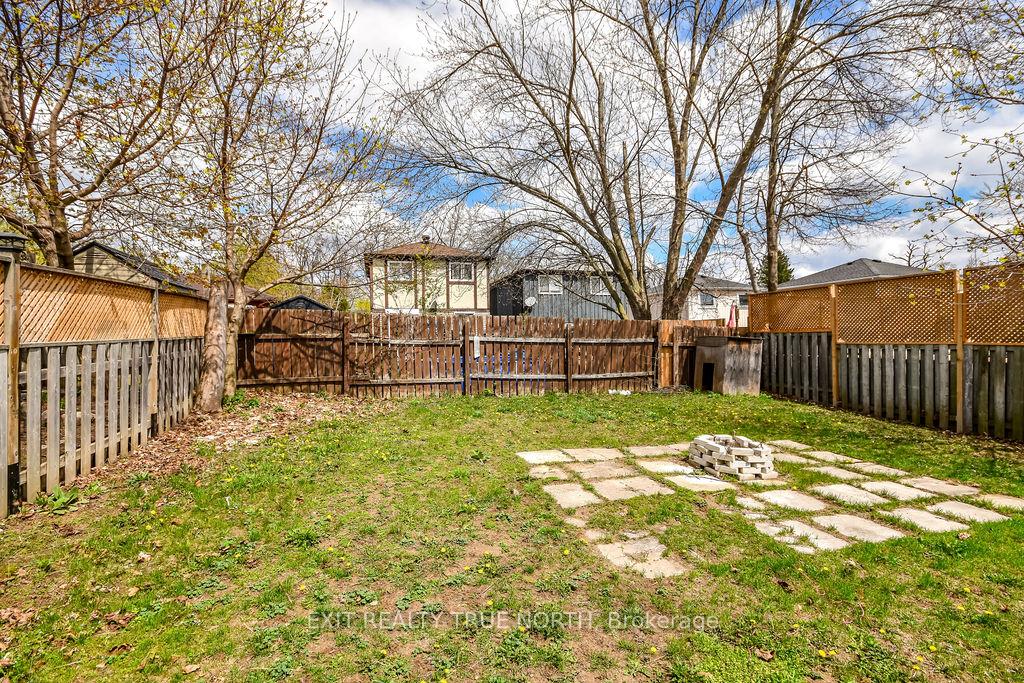 Photo 35 of 245 Letitia Street, Barrie, Letitia Heights — HOMEH