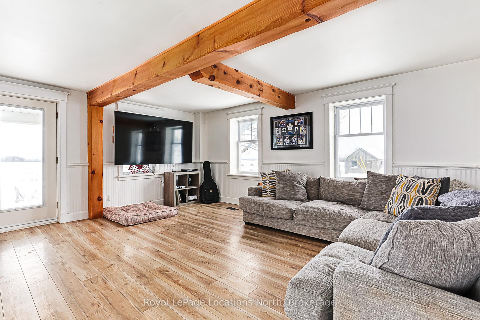 Photo 6 of 7149 21 22 Nottawasaga Side Road, Clearview, Rural Clearview — HOMEH