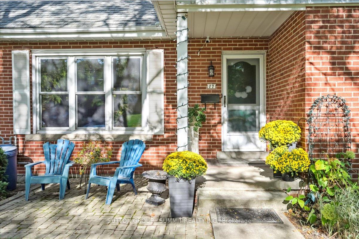 Photo 5 of 17 Tally Ho Drive, Hamilton, Dundas — HOMEH