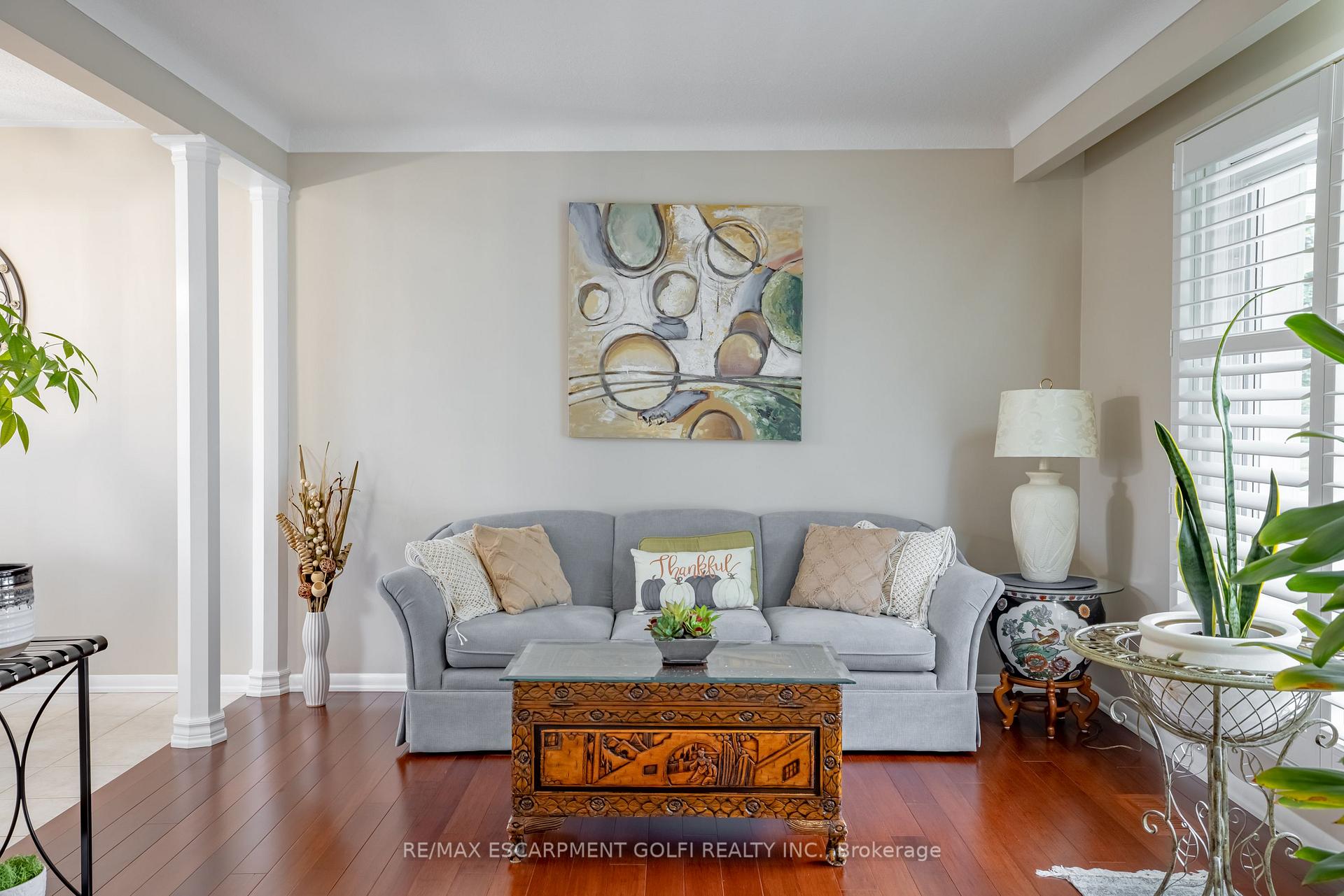 Photo 5 of 27 Warkdale Drive, St. Catharines, Burleigh Hill — HOMEH