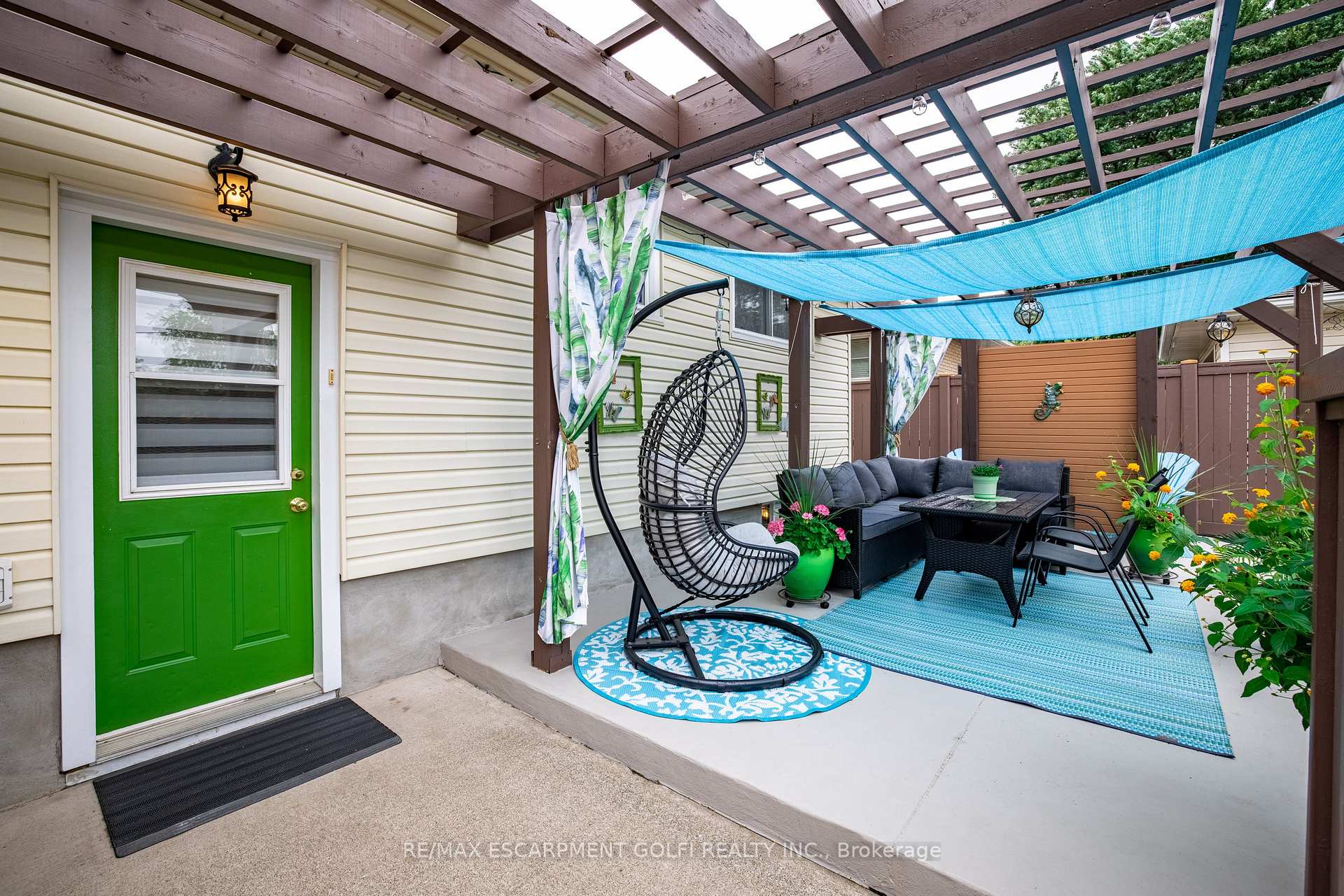 Photo 28 of 27 Warkdale Drive, St. Catharines, Burleigh Hill — HOMEH
