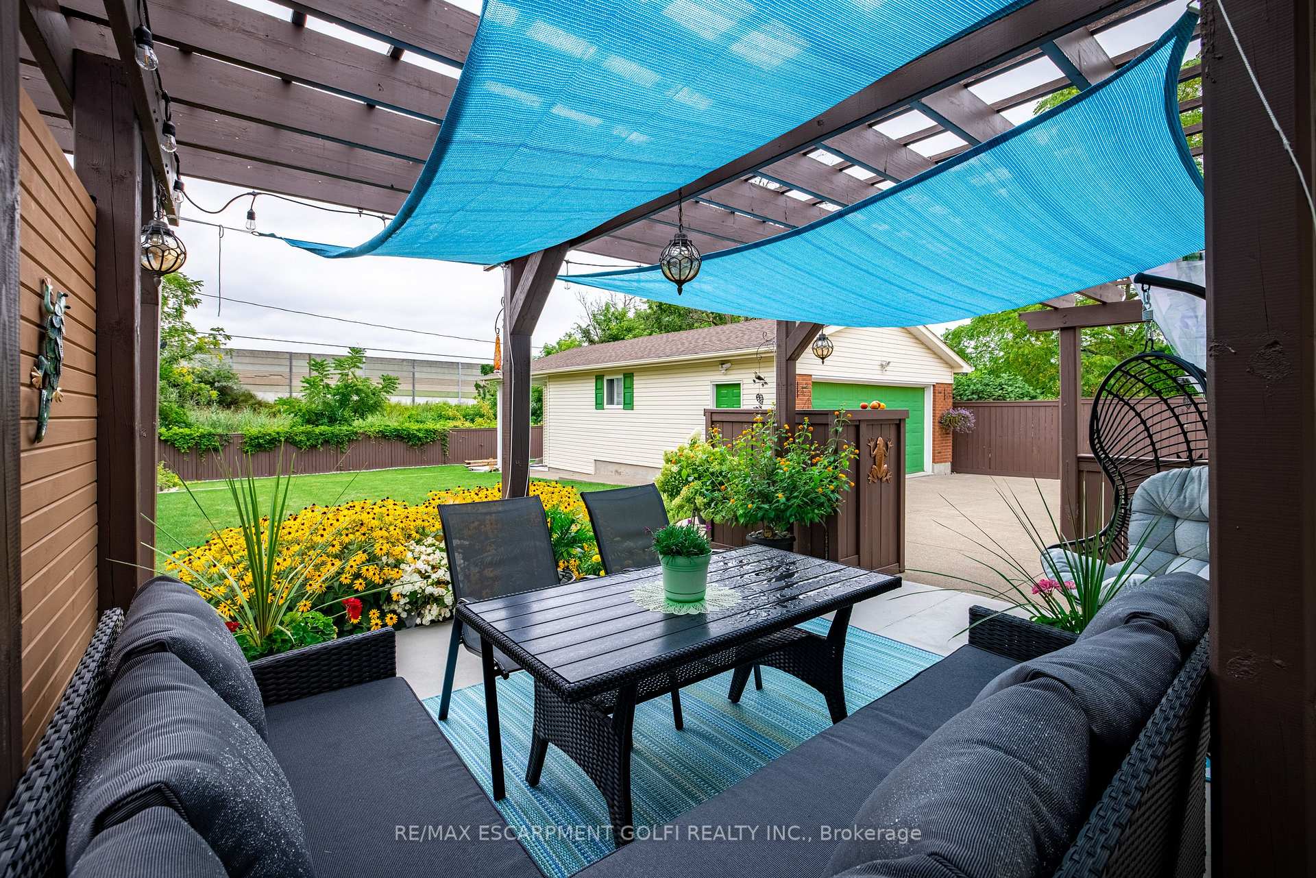 Photo 31 of 27 Warkdale Drive, St. Catharines, Burleigh Hill — HOMEH