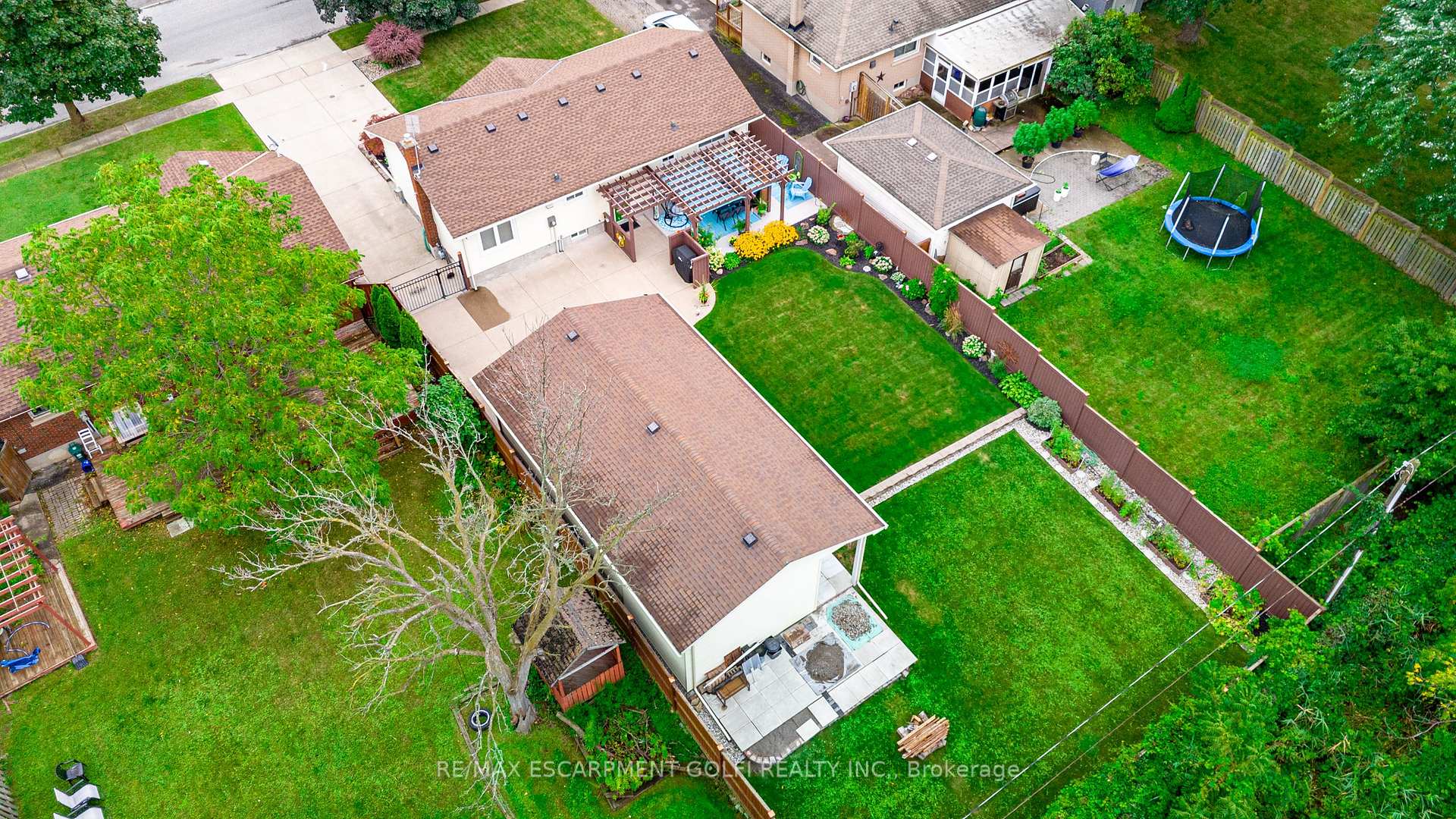 Photo 38 of 27 Warkdale Drive, St. Catharines, Burleigh Hill — HOMEH
