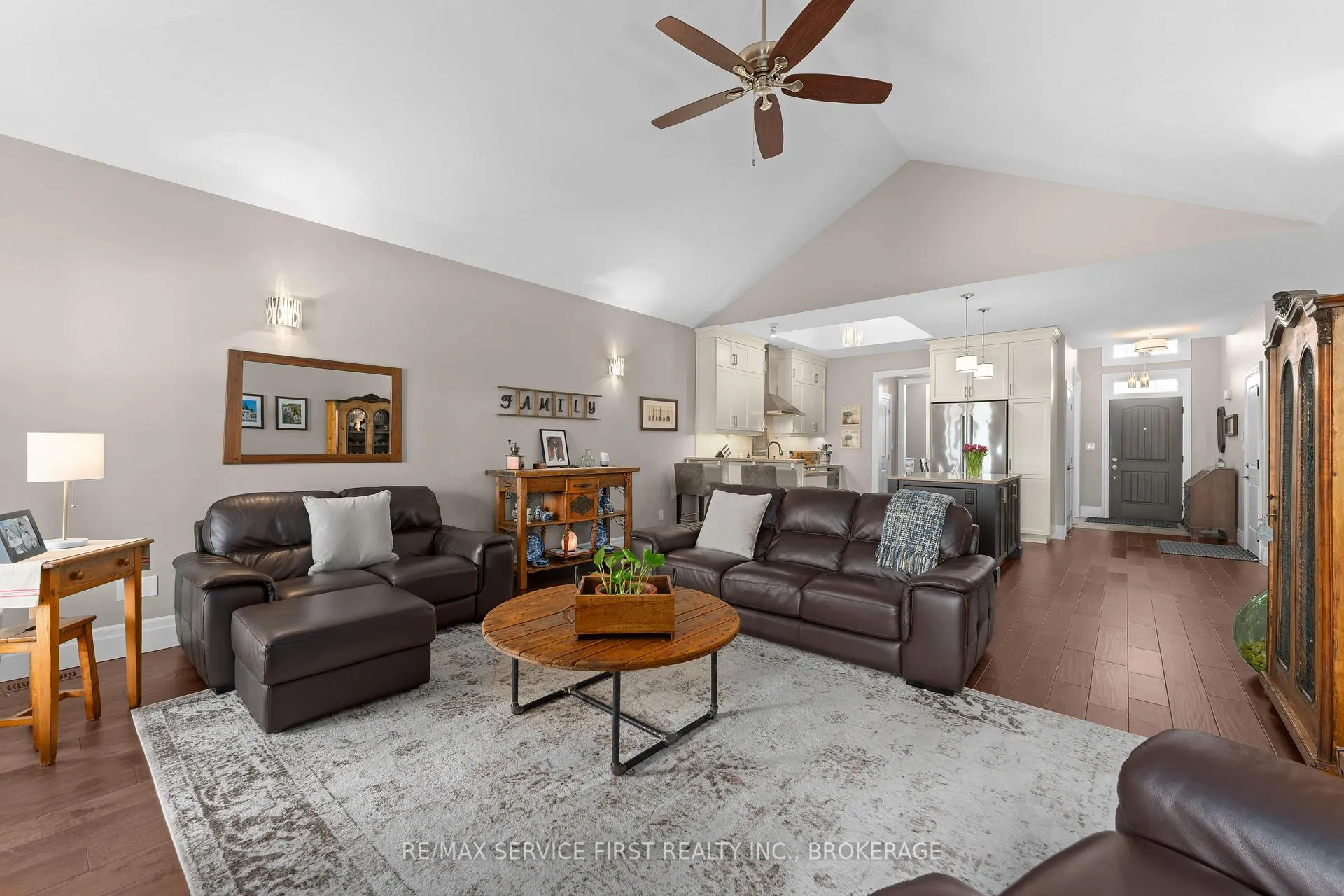 Photo 10 of 270 Pauline Tom Avenue, Kingston, Kingston East (Incl Barret Crt) — HOMEH