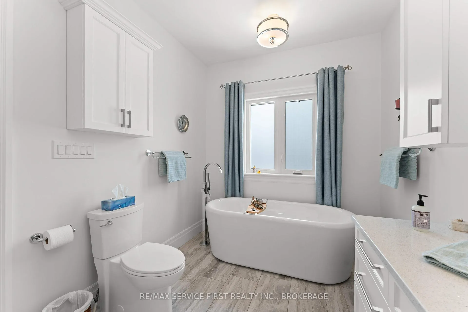 Photo 21 of 270 Pauline Tom Avenue, Kingston, Kingston East (Incl Barret Crt) — HOMEH