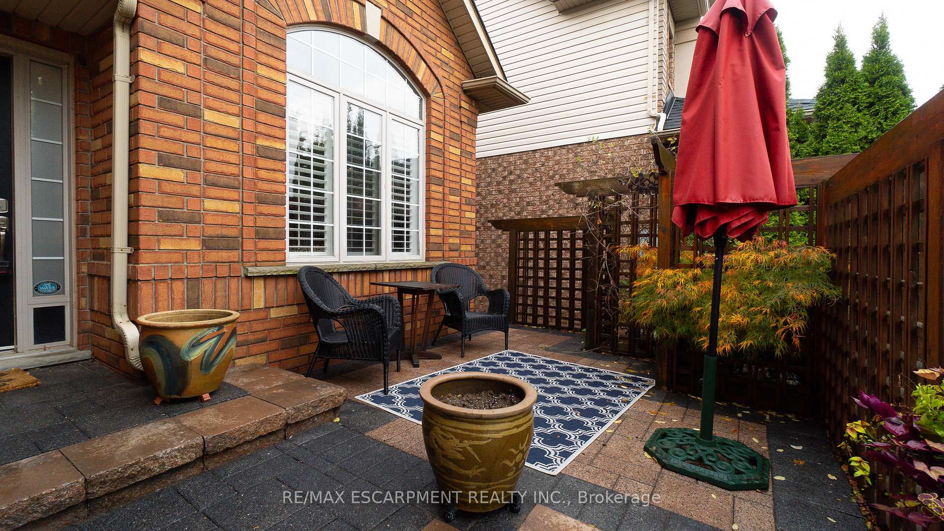 Photo 6 of 151 Moorland Crescent, Hamilton, Meadowlands — HOMEH