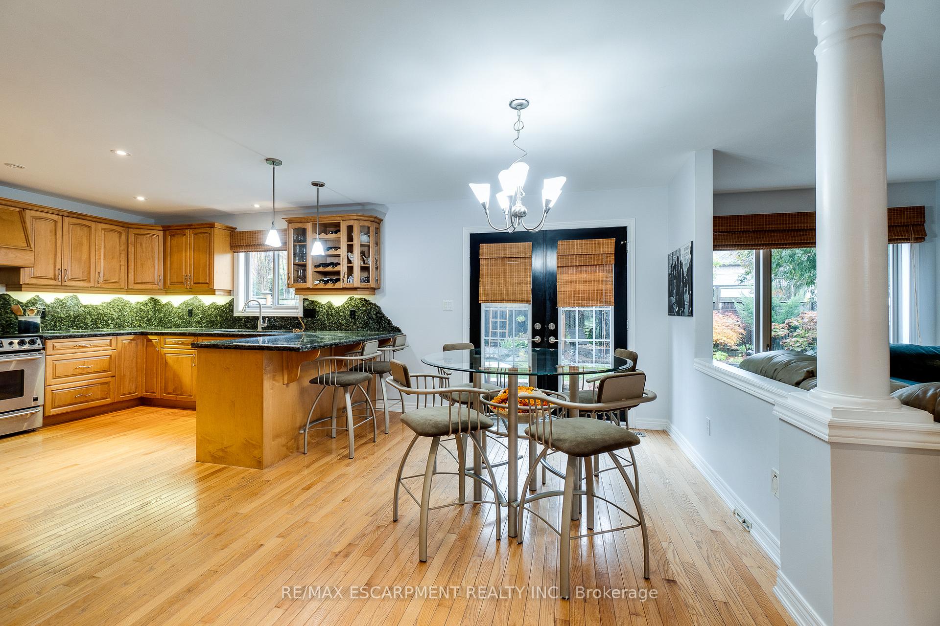 Photo 16 of 151 Moorland Crescent, Hamilton, Meadowlands — HOMEH