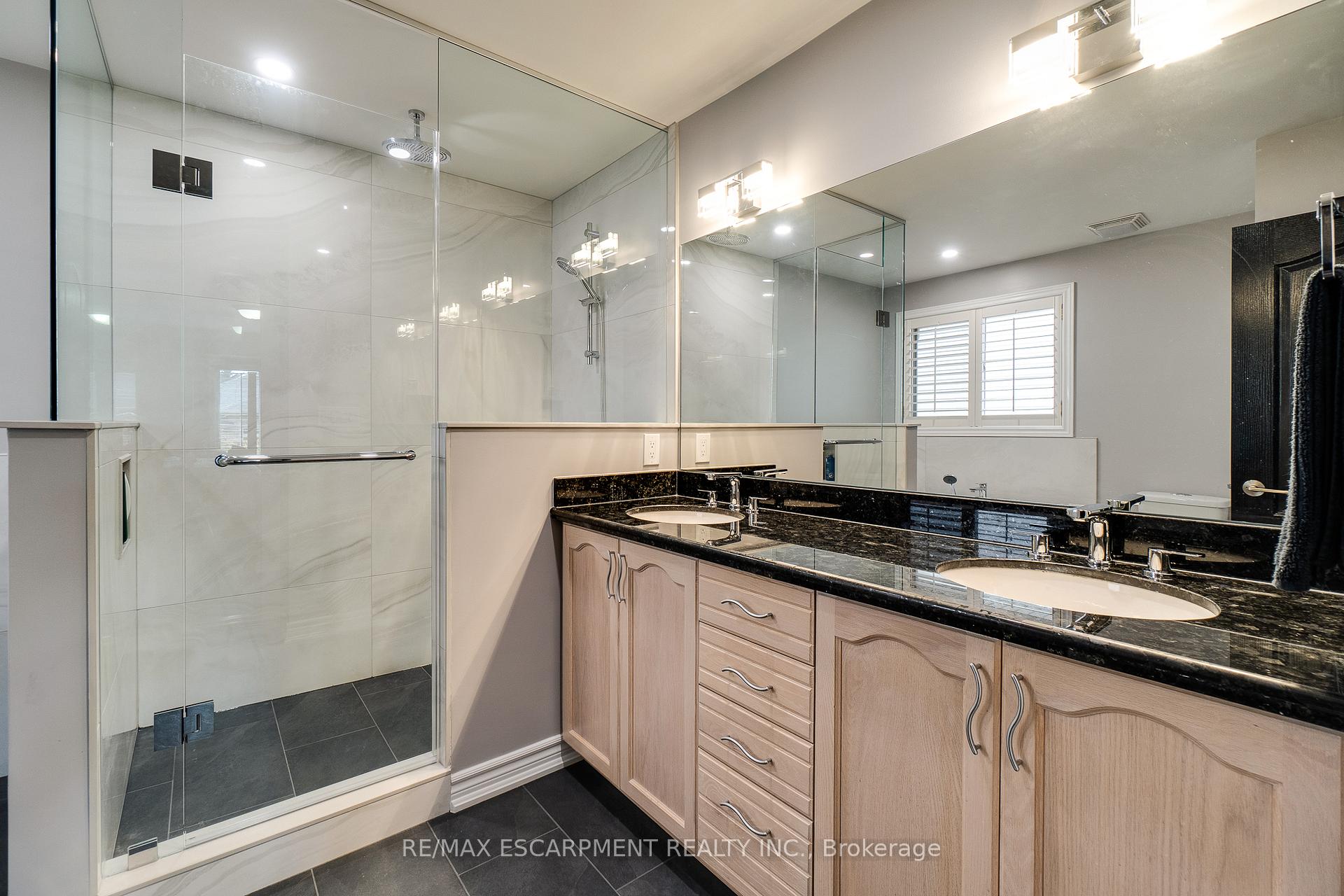 Photo 25 of 151 Moorland Crescent, Hamilton, Meadowlands — HOMEH