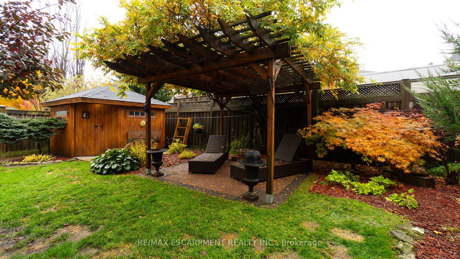 Photo 36 of 151 Moorland Crescent, Hamilton, Meadowlands — HOMEH