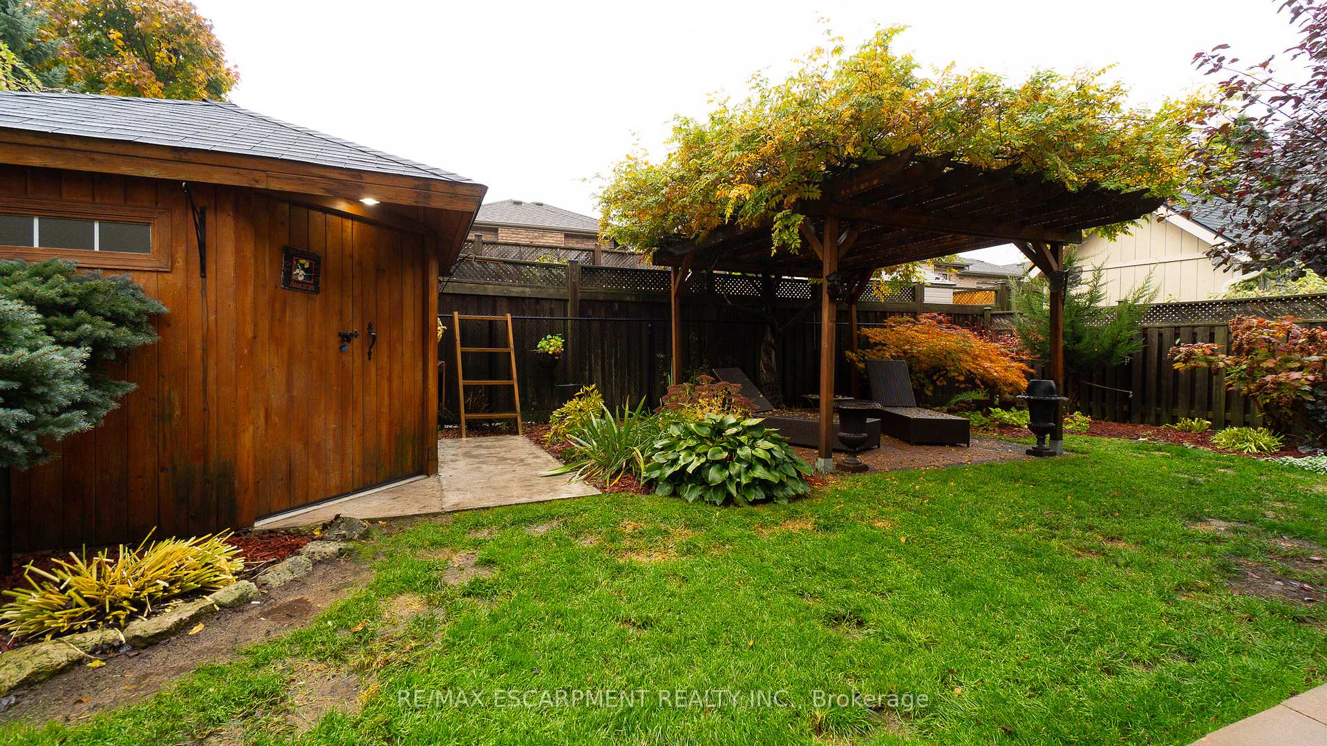 Photo 37 of 151 Moorland Crescent, Hamilton, Meadowlands — HOMEH