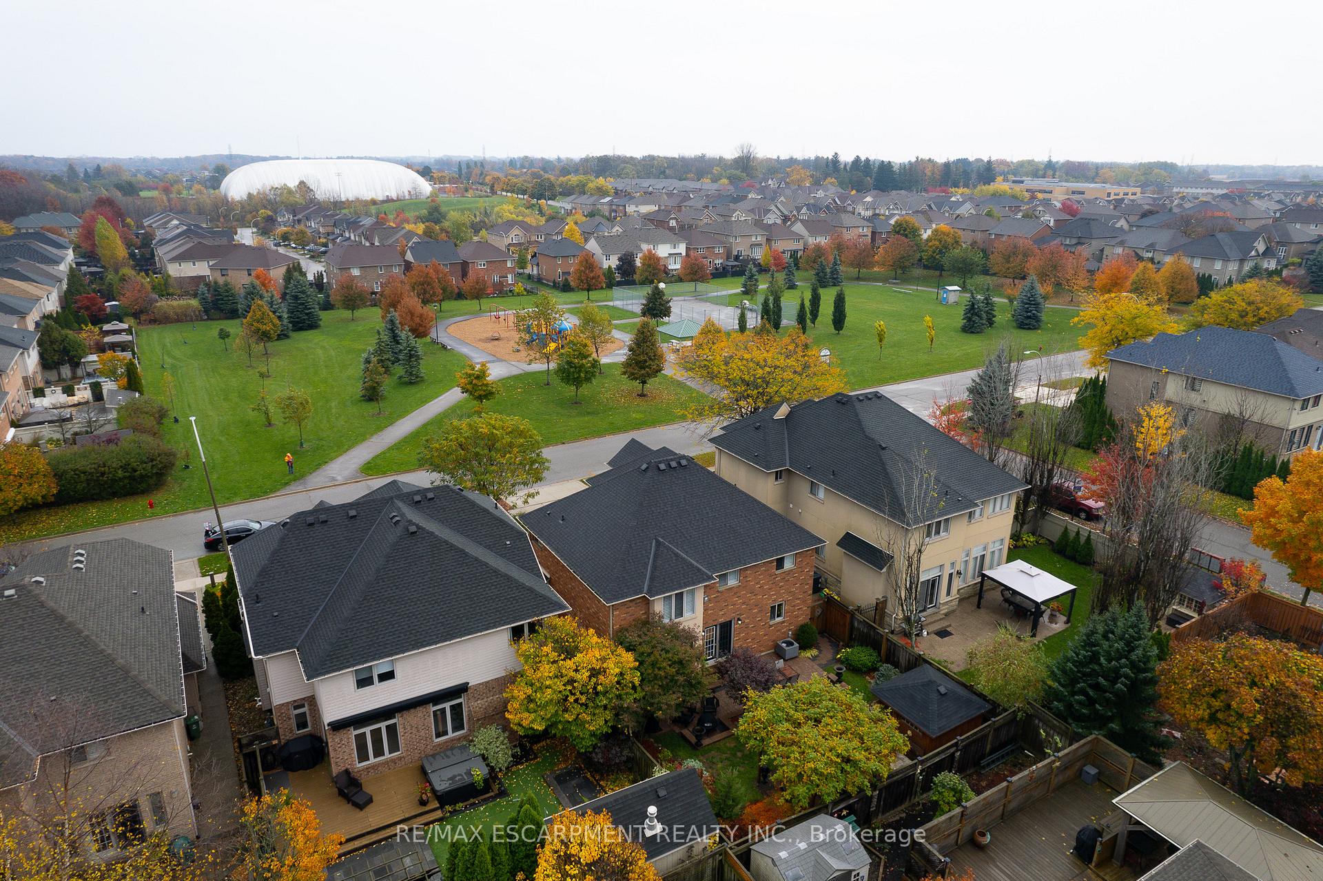 Photo 39 of 151 Moorland Crescent, Hamilton, Meadowlands — HOMEH