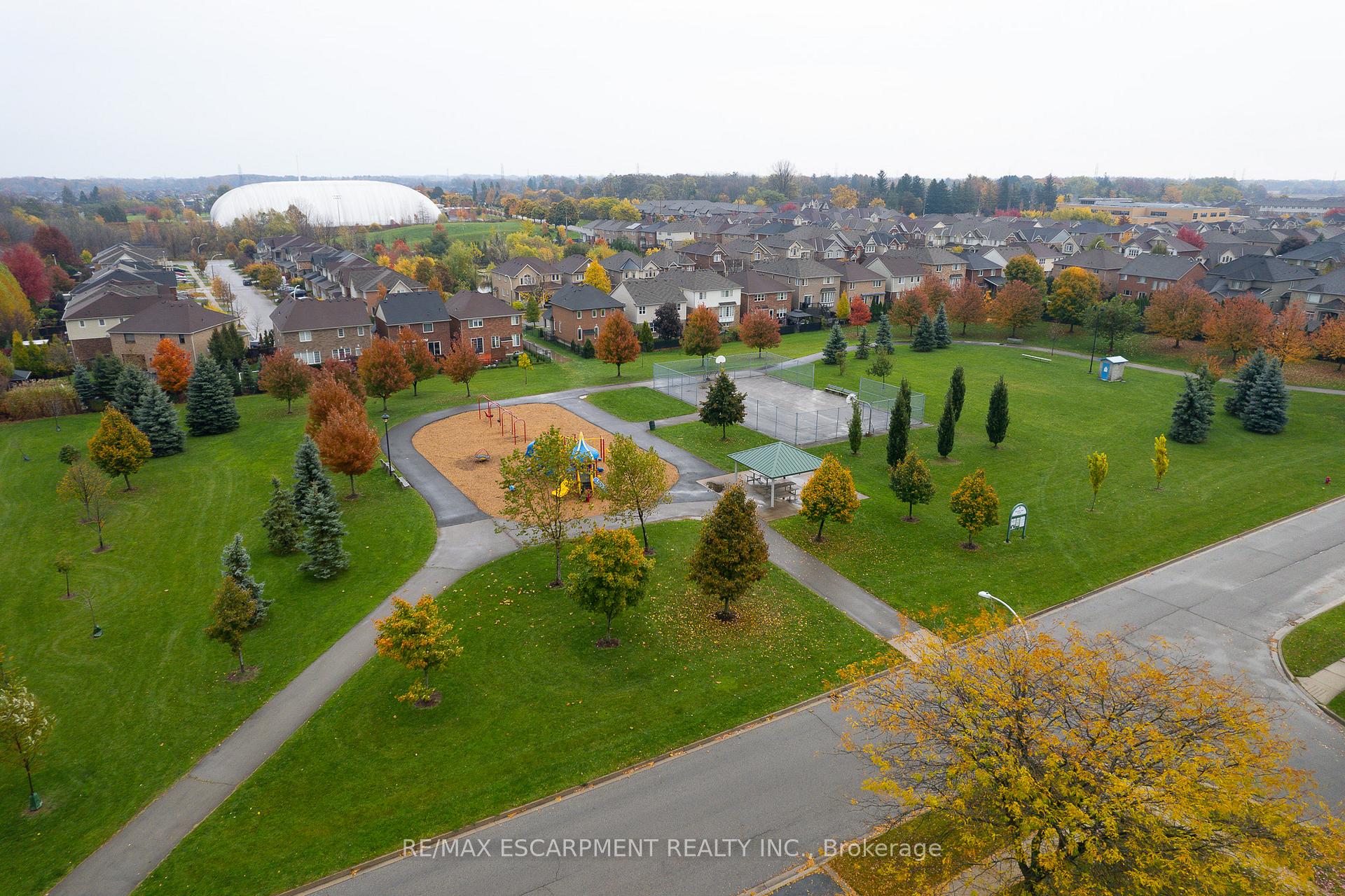 Photo 40 of 151 Moorland Crescent, Hamilton, Meadowlands — HOMEH