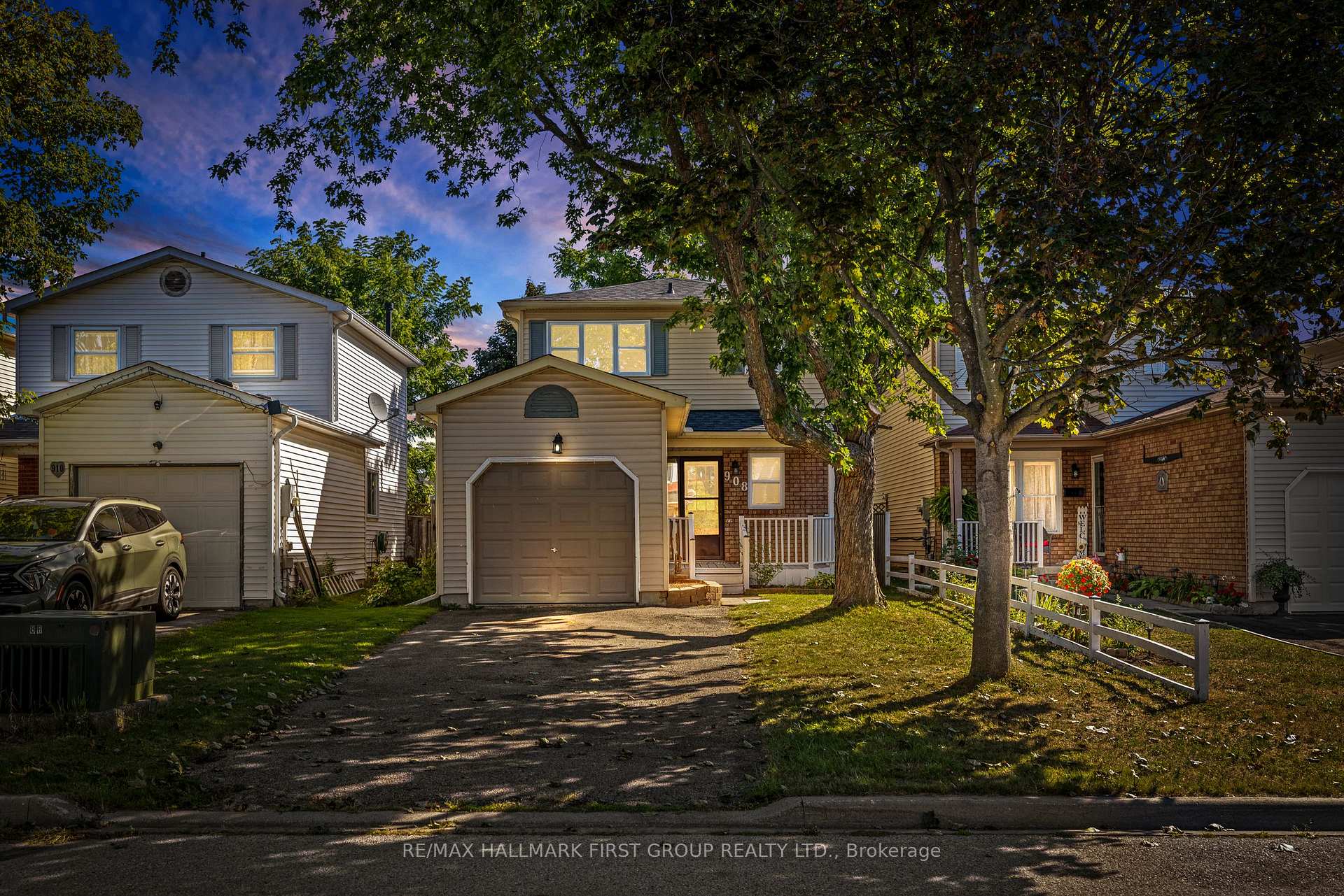 Front of 908 Fairbanks Road