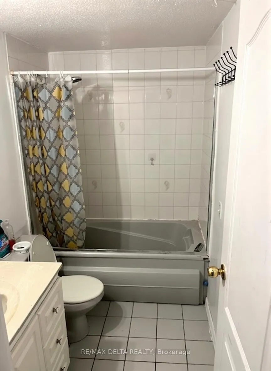 Photo 4 of Unit 101A, 2044 Arrowsmith Drive, Ottawa, Beacon Hill South — HOMEH