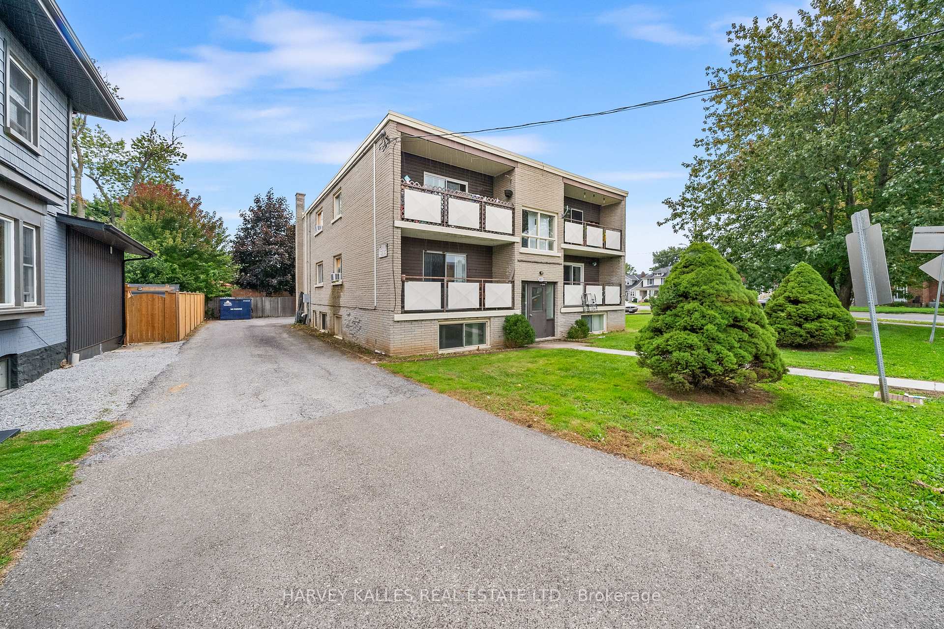 Photo 1 of 327 Queenston Street, St. Catharines, E. Chester — HOMEH