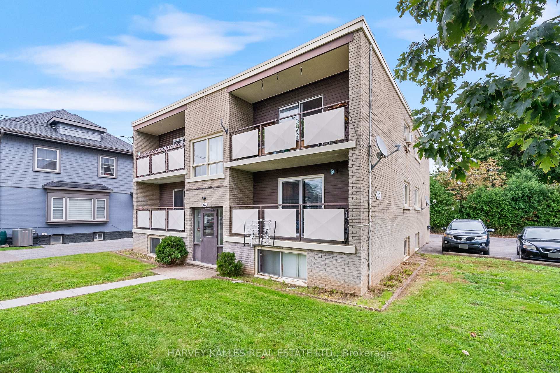 Photo 2 of 327 Queenston Street, St. Catharines, E. Chester — HOMEH