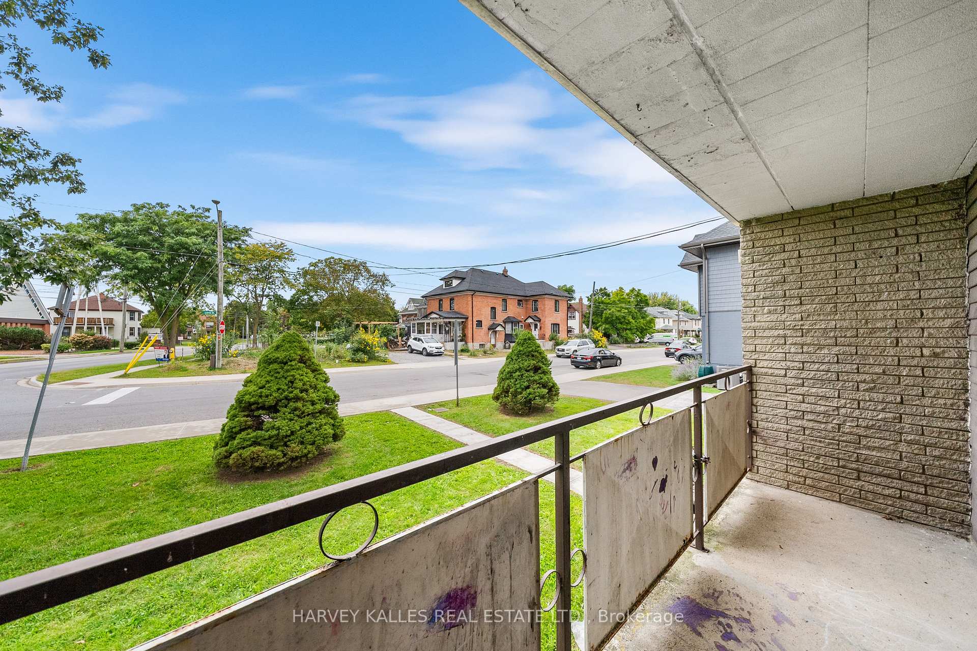 Photo 22 of 327 Queenston Street, St. Catharines, E. Chester — HOMEH