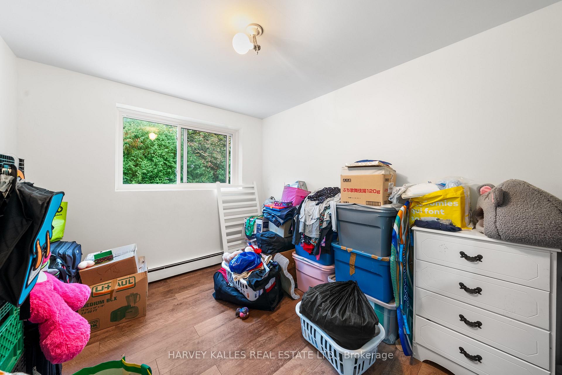 Photo 26 of 327 Queenston Street, St. Catharines, E. Chester — HOMEH