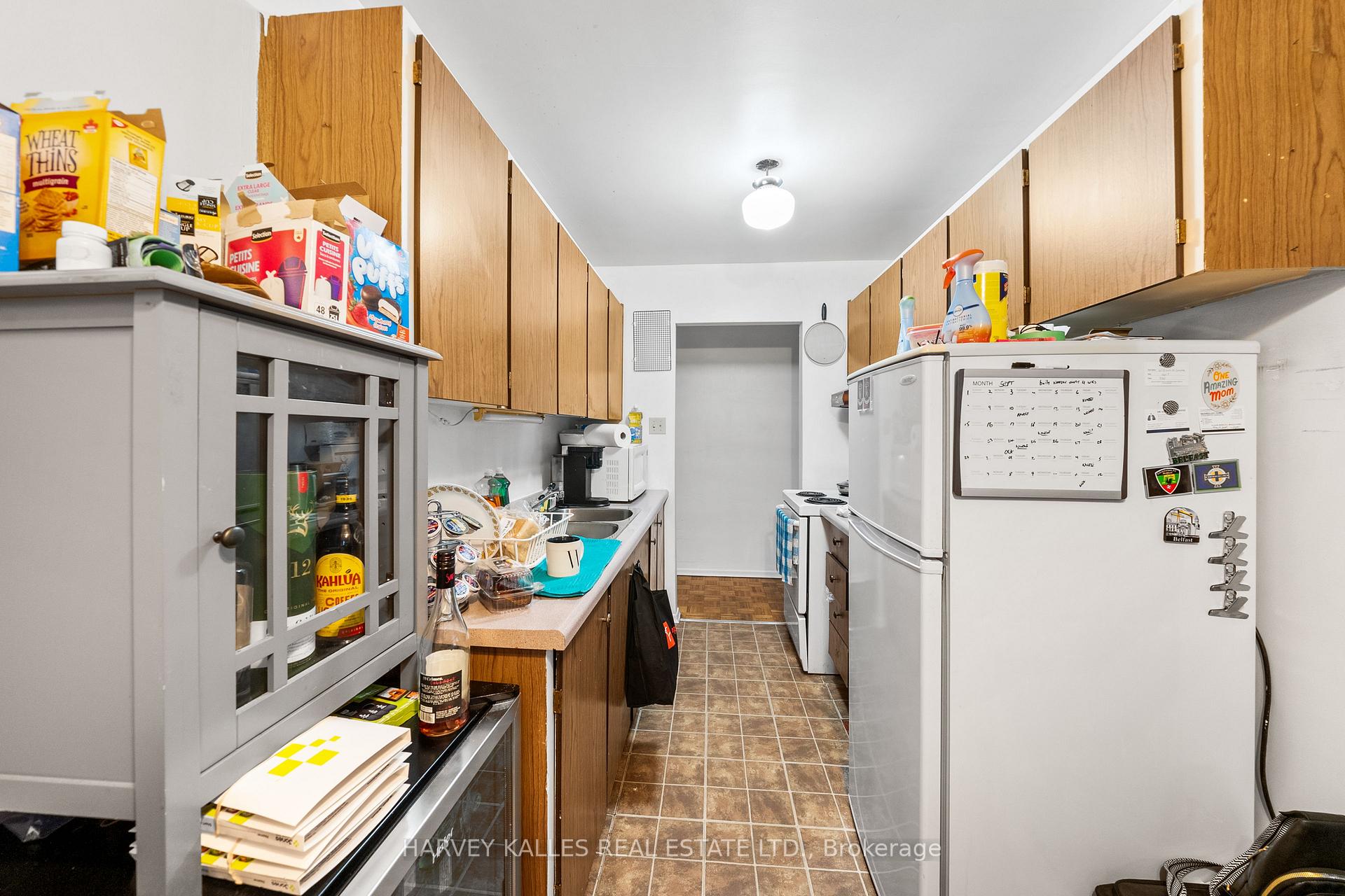 Photo 32 of 327 Queenston Street, St. Catharines, E. Chester — HOMEH