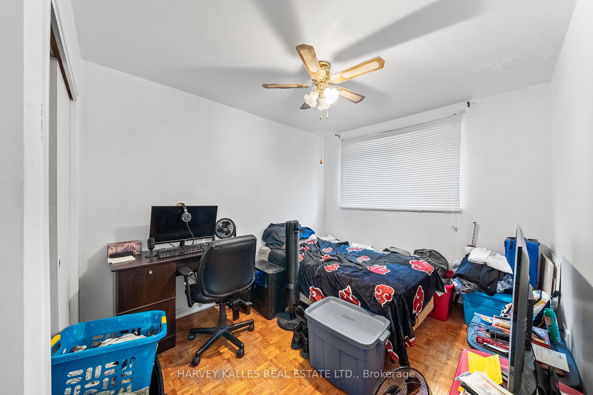 Photo 34 of 327 Queenston Street, St. Catharines, E. Chester — HOMEH