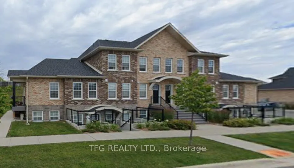 Front of Unit 307, 450 Lonsberry Drive