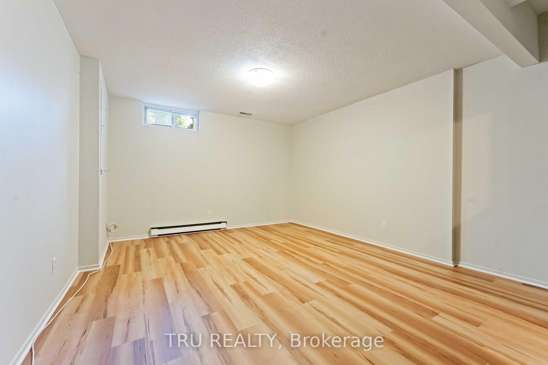 Photo 18 of 6406 Bilberry Drive, Ottawa, Orleans Wood — HOMEH